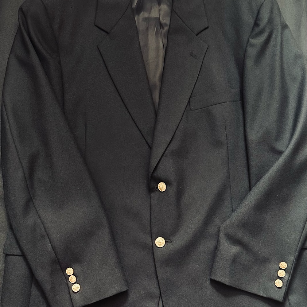 Elegant Wall Street Collection Men's Black Blazer with Gold Buttons Size 46R